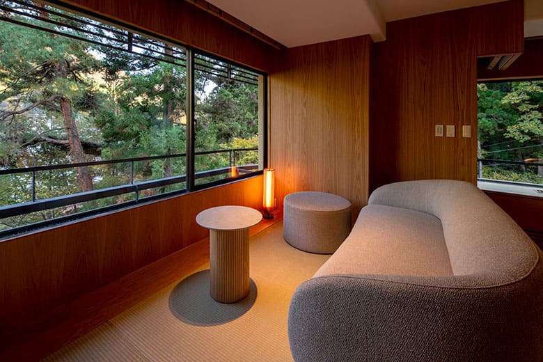 イメージ：最上階角部屋和モダン客室